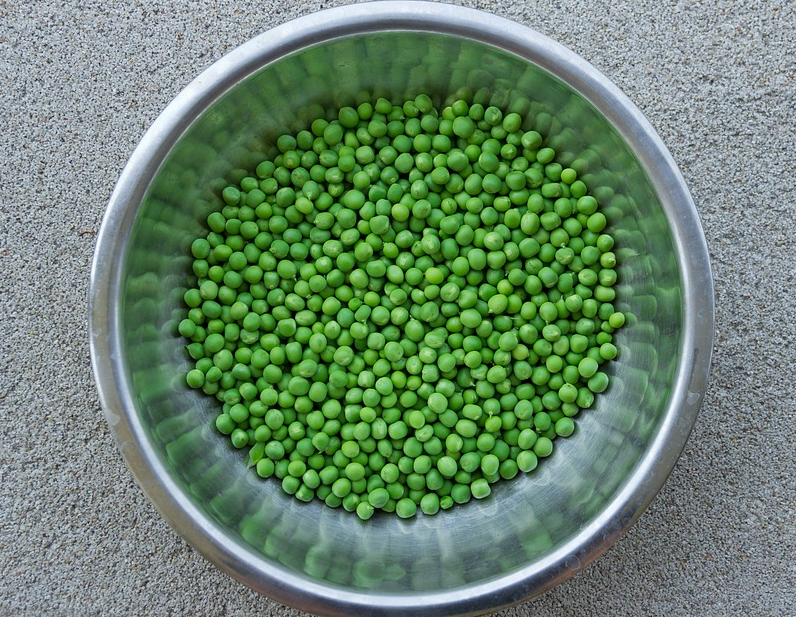 Cheesey Peas To Add To Your Festive Dinner Table